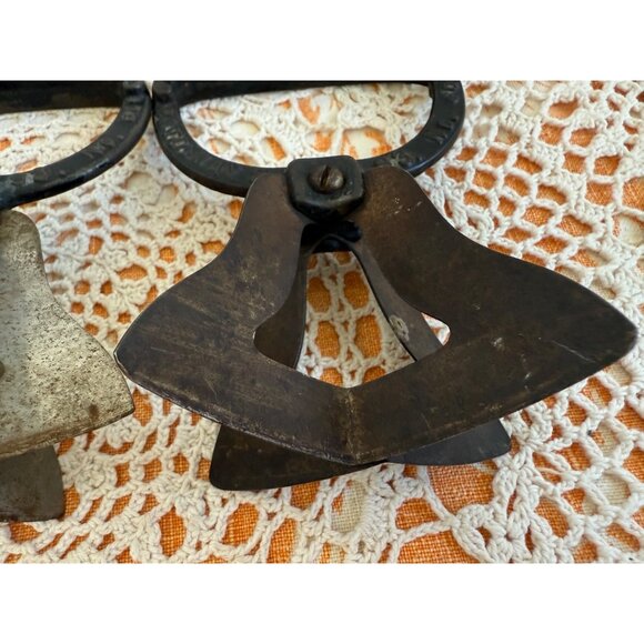 Antique 1800's lot of Two Bell Shaped Food Choppers Cast iron Primitive - Picture 3 of 11